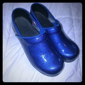 Sanita clogs